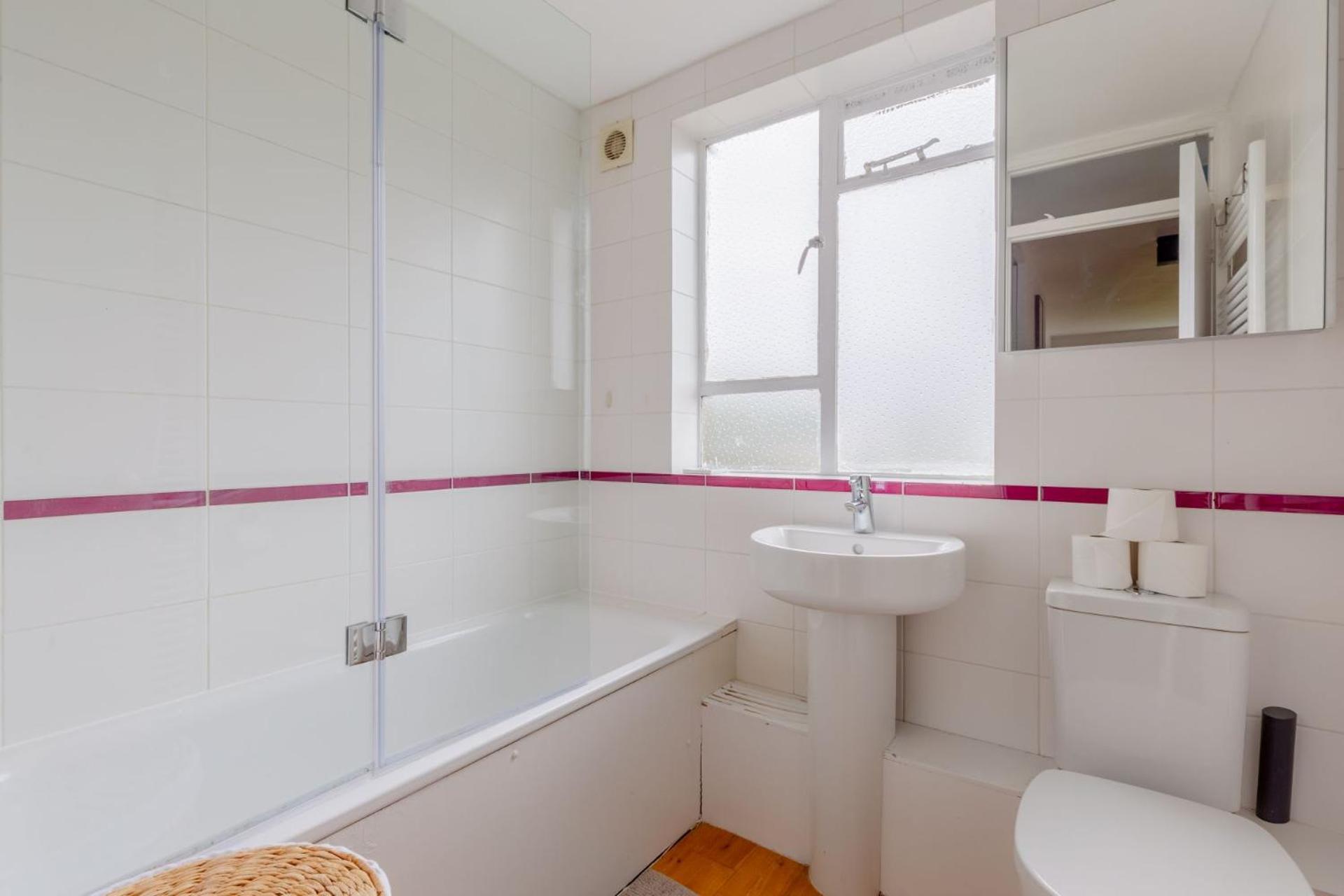 Chic 1bd Loft-style Flat Heart Of North Appartamento Londra